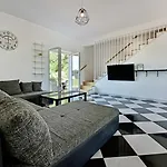 Casa Lavanda Shared Pool