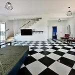 Casa Lavanda Shared Pool Tatil Evi Vrsar