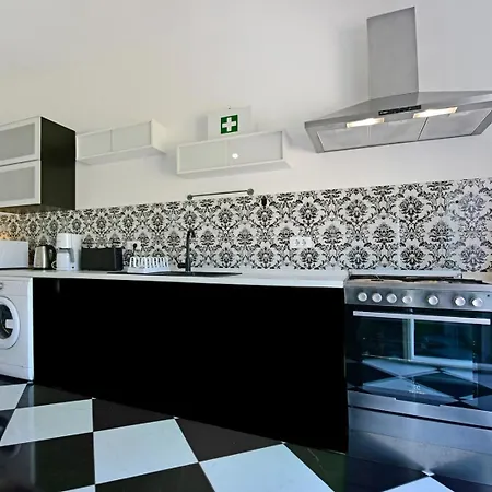 Casa Lavanda Shared Pool 펜션 *