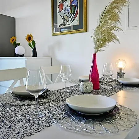 Casa Lavanda Shared Pool Nyaraló