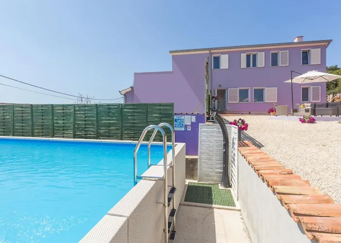 Casa Lavanda Shared Pool *