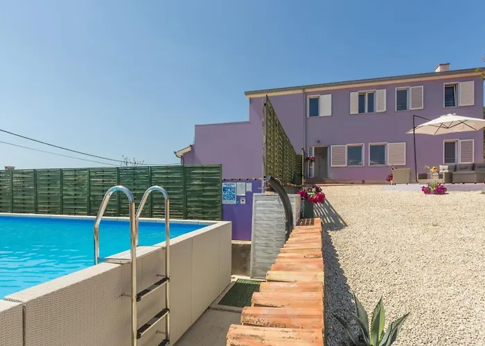 Prázdninový dům Casa Lavanda Shared Pool