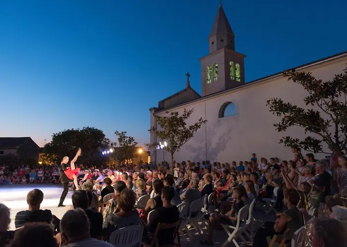 Casa Lavanda Shared Pool *