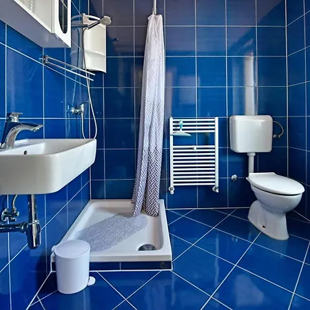 Casa Lavanda Shared Pool فيرسار