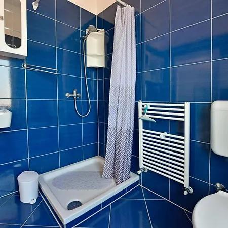 Casa Lavanda Shared Pool * فيرسار