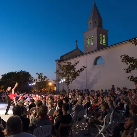 Casa Lavanda Shared Pool *