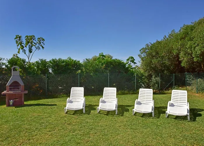 Casa Lavanda Shared Pool Orsera